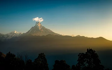 Crédence de cuisine en verre imprimé Annapurna Landscape view of Mount Machhapuchre range in Nepal. 