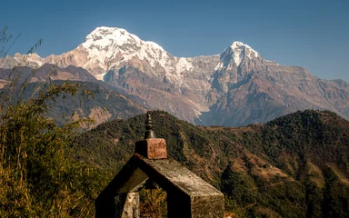 Schapenvacht deken met foto Himalaya Landscape view of Mount Annapurna range in Nepal. 