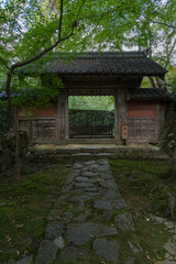 日本　滋賀県愛知郡愛荘町にある湖東三山の一つ、金剛輪寺の門
