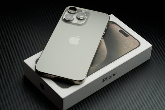 New Apple Iphone 15 pro max  smartphone