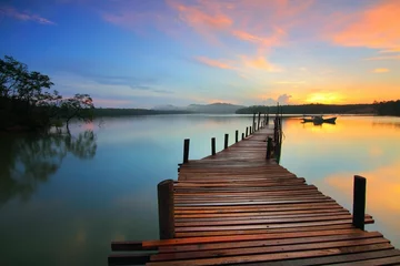 Zelfklevend Fotobehang sunset on the lake © Iman