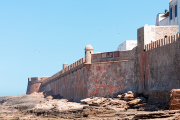 Citywall Scala de la Kasbah with cannons, View to Fortress Scala du Port - Historic city Medina - ESSAOUIRA, MOROCCO  - obrazy, fototapety, plakaty