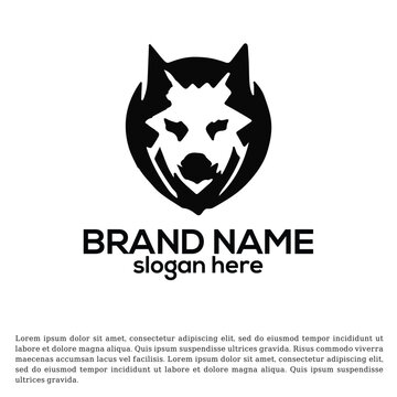 Vector Hunting Heart: Dynamic Wolf Logo Design