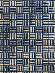 baldosa de cemento con pintura negra pavimento con dibujo geométrico en la acera con textura IMG_5556-as24 - 758273654