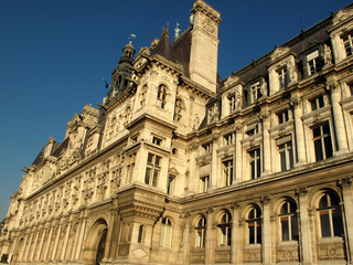 Fototapeta na wymiar Mairie de Paris - Hotel de Ville - Place de l'Hotel de ville - City hall - 4th arrondissement or district - Paris - France