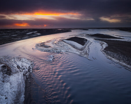Sonnenaufgang &uuml;ber dem Skeidarsandur, N&uacute;psv&ouml;tn, S&uuml;disland, Island