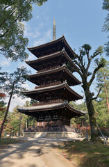 秋の仁和寺　五重塔　京都市右京区御室