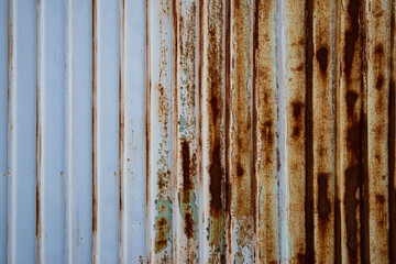 トタンの壁　ブリキの壁　汚れたトタン板