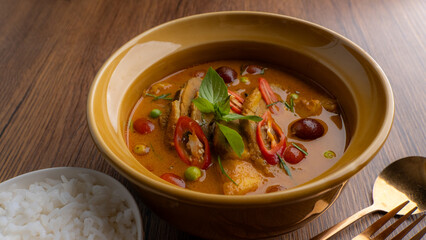Roast Duck Red Curry