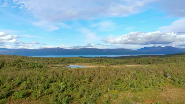 Tornetr&auml;sk lake seen from Abisko National park