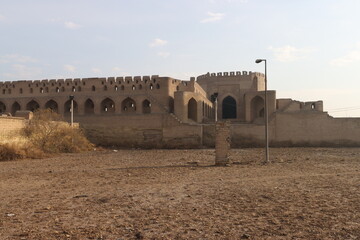 Bab Al-Dhafriyah, or Bab Al-Wastani, dates back to the era of the rule of Al-Mustadhir Al-Abbasi,...