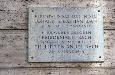 Plakette am Geburtshaus von Bach in Weimar