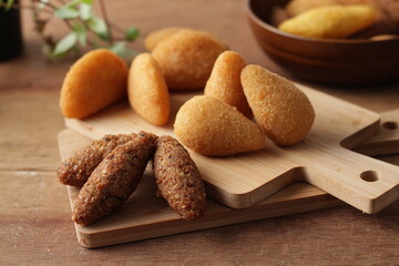  snacks, brazilian snacks, brazilian food,  crispy