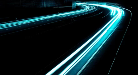 Photo sur Aluminium Autoroute dans la nuit blue car lights at night. long exposure