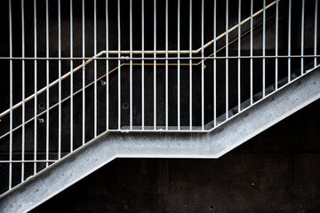 Photographie d'escalier de secours en metal