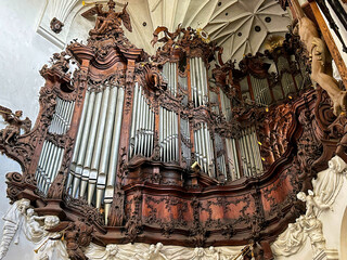 Large pipe organ at the Basilica Minor Oliviensis