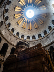 Fototapeta premium Inside the Church of the Holy Sepulchre