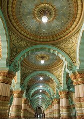 Obraz premium Interior view of Mysore Palace, Indian Traditional Architecture of Mysore Royal Palace Inside or view, Travel and tourism concept image, Tourist place to visit in Karnataka, India.