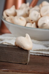 dessert coffe meringue