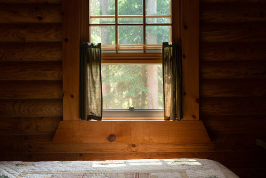Log cabin window