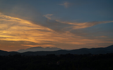 Spectacular photographs of sunsets in Molise, Italy