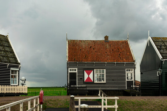 marken house facade