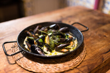 Delicious mediterranean steamed mussels
