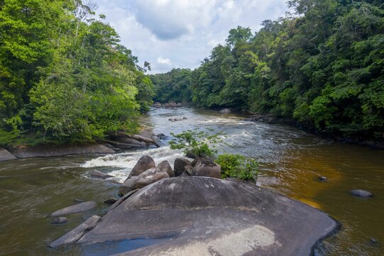 FRENCHI GUIANA PETIT SAUT SINNAMARY SAUT DALLES