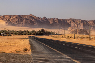 Obraz premium Road 70 through desert near Al Ula, Saudi Arabia