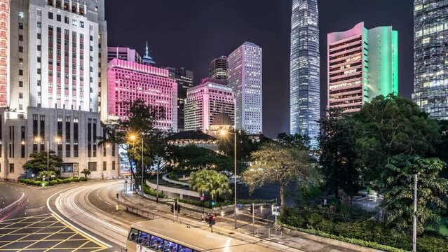 Time Lapse - Skyscrapers and Night Traffic in Hong Kong (Zoom In)