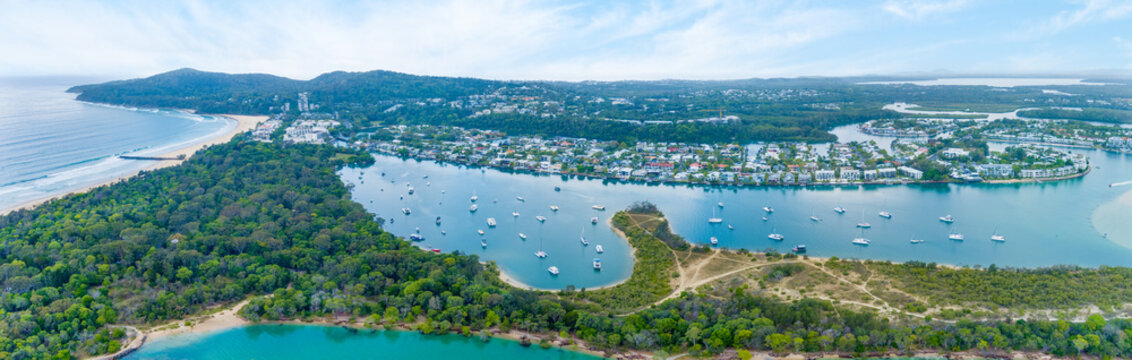 Tropical Queensland Town Noosa On The Sunshine Coast