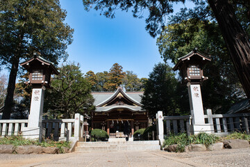 神聖な空気感に包まれる神社