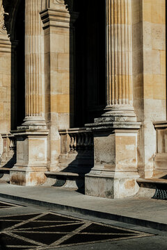 Le Louvre
