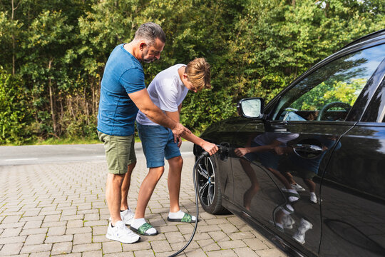 Connecting electric car charger