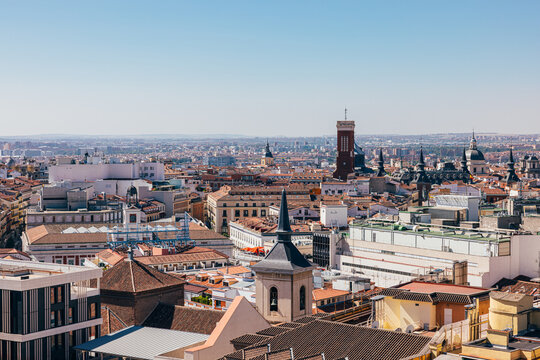 Panoramic Overview of Madrid's Iconic Architecture