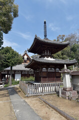 宝塔寺　多宝塔　京都市伏見区深草