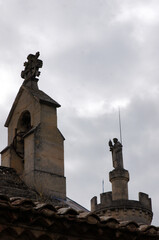 Tour et clocher &agrave;  Saint-Michel de Frigolet