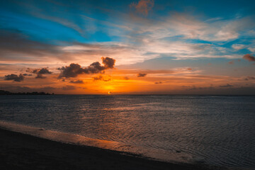 Fototapeta premium Guam Sunset during golden hour