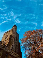 Papier Peint photo Lavable Visage de femme tower of the castle in autumn