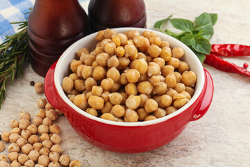 Boiled chickpea in the bowl