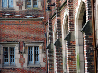 Queen's University of Belfast - Queen's - QUB - Chartered in 1845, opened in 1849 as 'Queen's...
