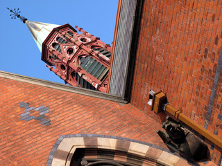 Queen's University of Belfast - Queen's - QUB - Chartered in 1845, opened in 1849 as 'Queen's...