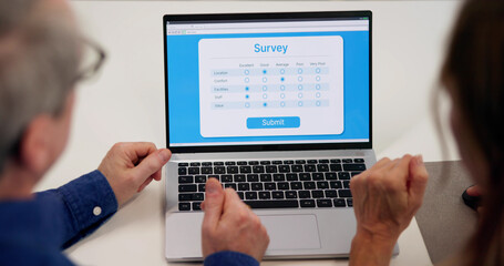 Filling Customer Survey Online Electronic Form - obrazy, fototapety, plakaty