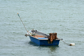Fischerboote an der Küste Thailands - obrazy, fototapety, plakaty