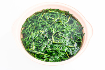 Blanched fresh mugwort
