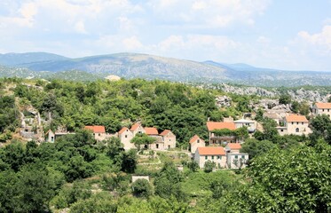 Fototapeta na wymiar view in the valley of the Cetina river near Omis, Croatia
