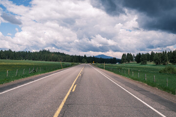 Dead indian memorial road, Klamath County, Oregon, USA