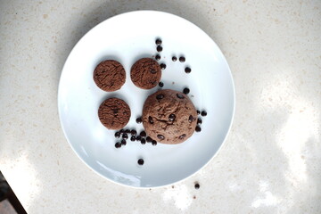 chocolate chip cookies