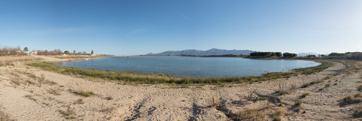 Panorama de l'anse nautique de Villeneuve de la Raho . (66180) France