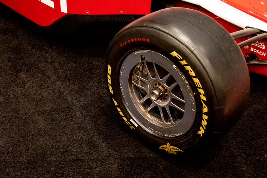 Race car tire uplose